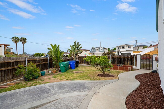 Building Photo - Large Corner Lot with a newly remodeled 2 ...