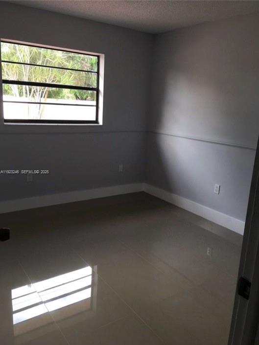 Building Photo - 5836 SW 144th Cir Pl