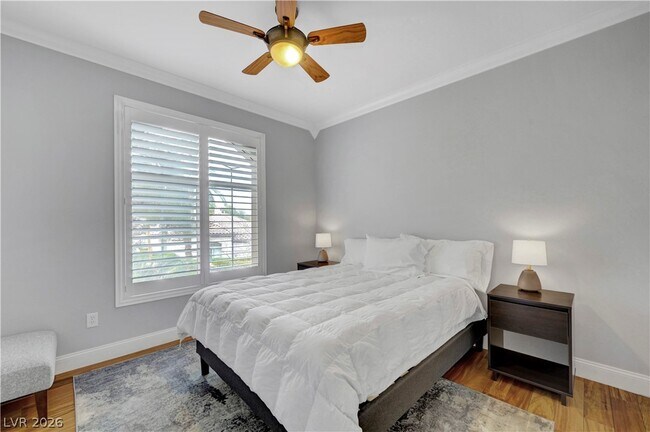 Building Photo - 2050 W Warm Springs Rd