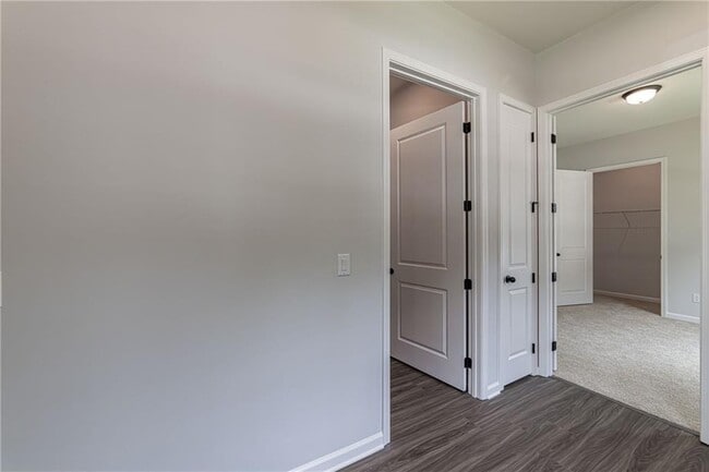 Building Photo - 212 Birchwood Row