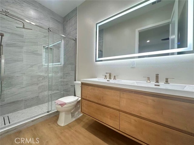 Building Photo - 204 N Willow Ave