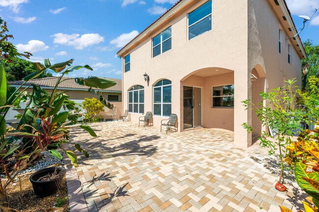 Building Photo - 5089 Sancerre Cir