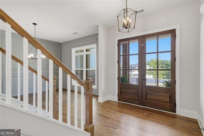 Building Photo - 401 Oakleigh Ave