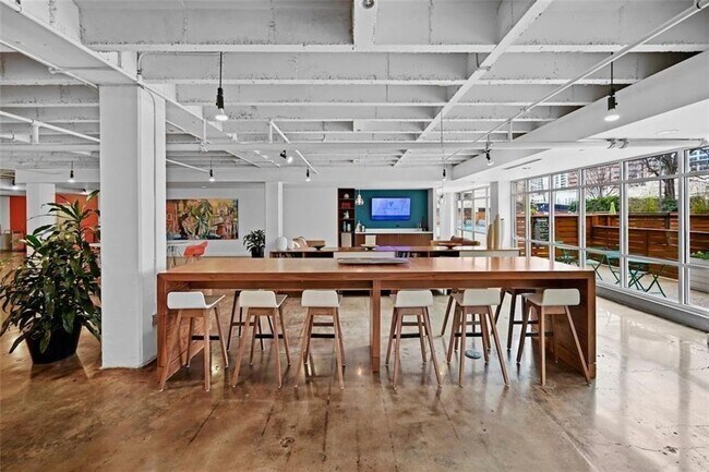 Building Photo - 878 Peachtree St NE