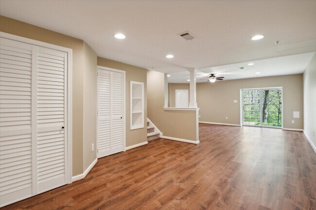 Building Photo - 103 Birchwood Dr