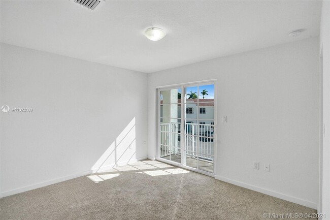 Building Photo - 58 SW 3rd Ct