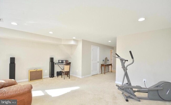 Building Photo - 2454 Battery Hill Cir