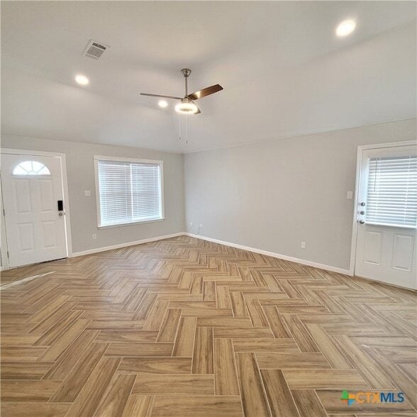 Building Photo - 2916 Starlight Dr