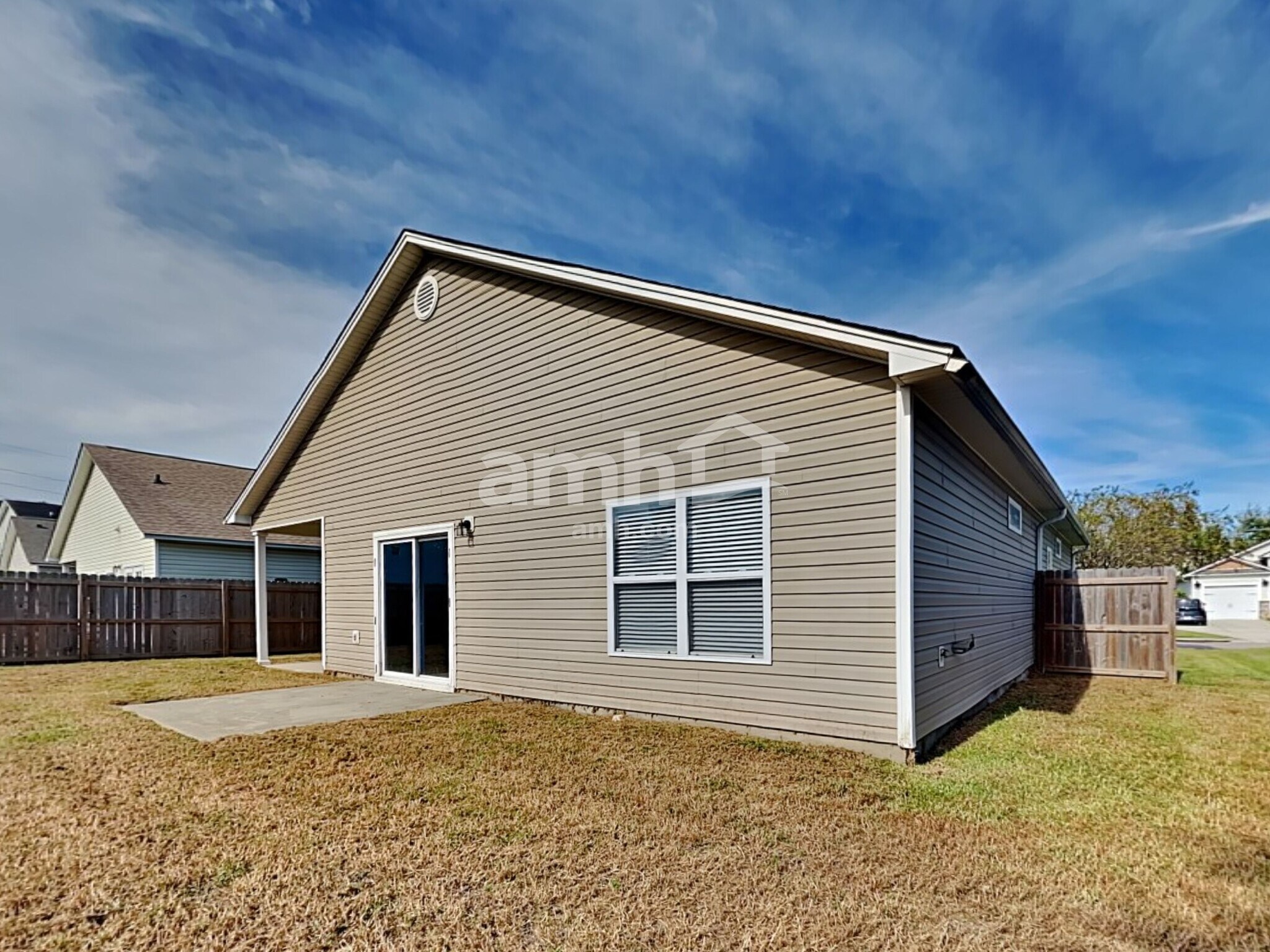 Building Photo - 110 Deerpath Trail