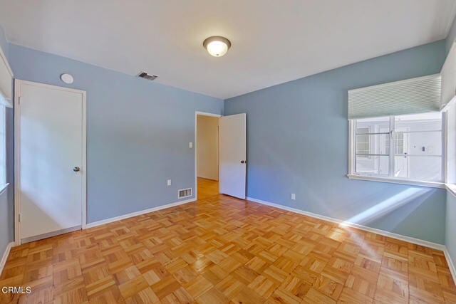 Building Photo - 1462 Glengarry Rd