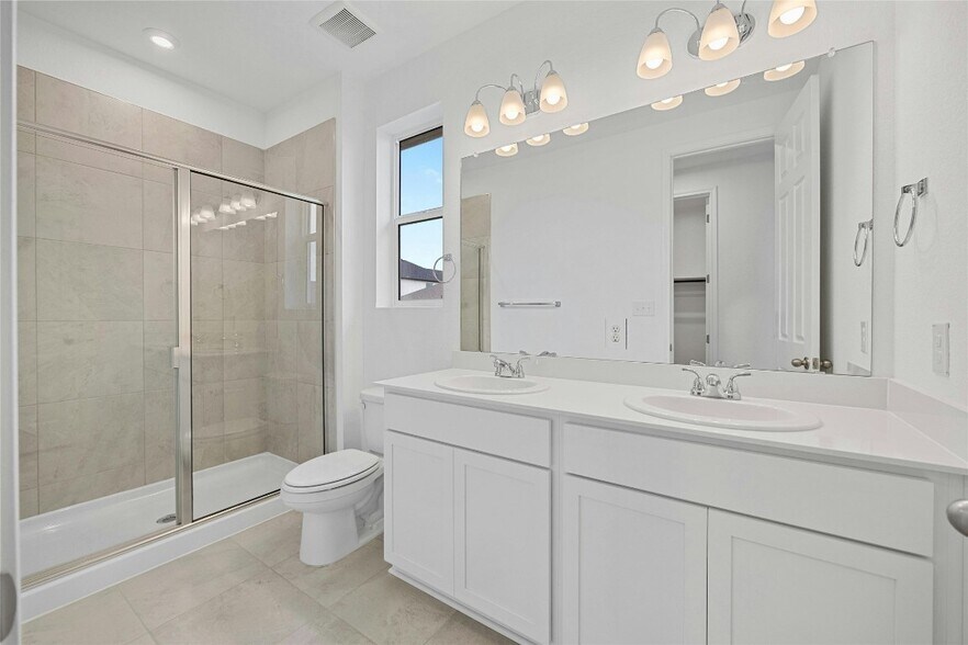 Master Bathroom - 116 Jasmine Ln