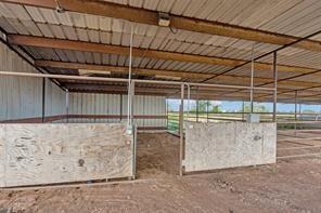 Building Photo - 2218 Hintz Rd
