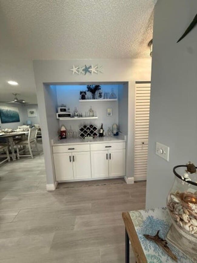 Building Photo - 131 Manchineel Ct