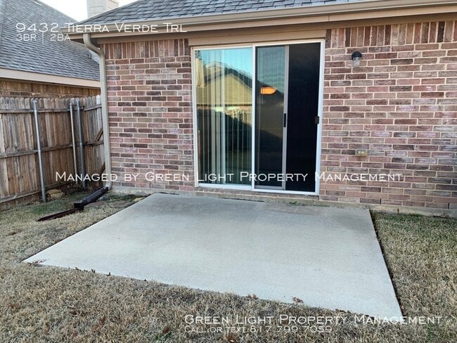 Building Photo - 9432 Tierra Verde Dr