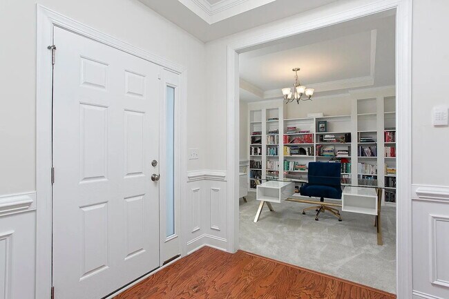 Building Photo - Gorgeous Garner Home with Primary on Main and Open Living Area