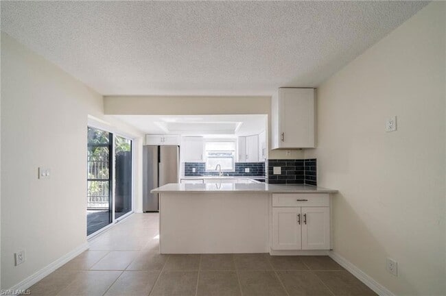 Building Photo - 17451 Silver Fox Dr