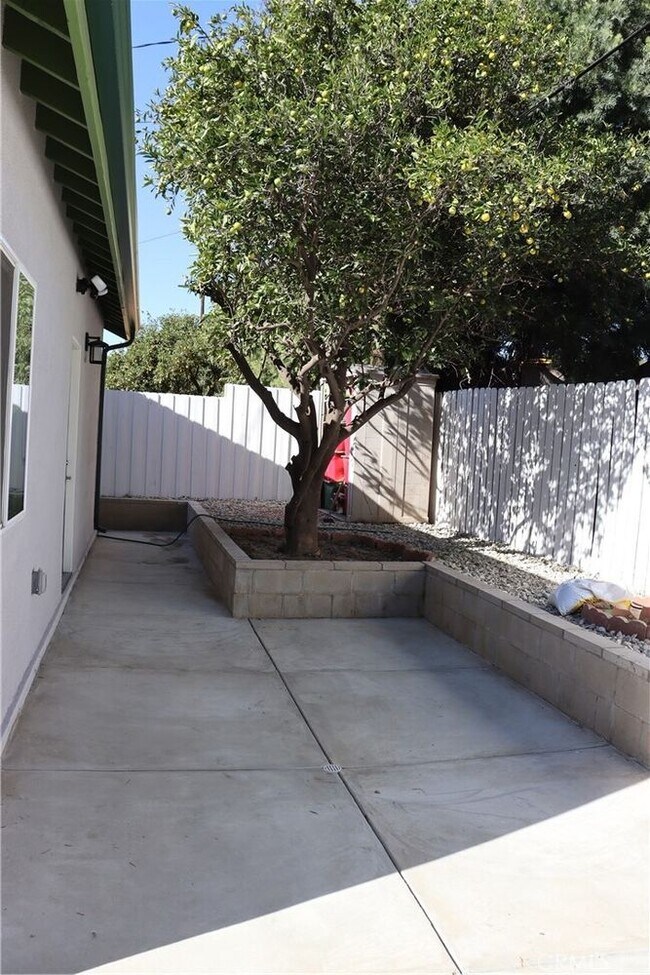 Building Photo - 16939 Marlin Pl