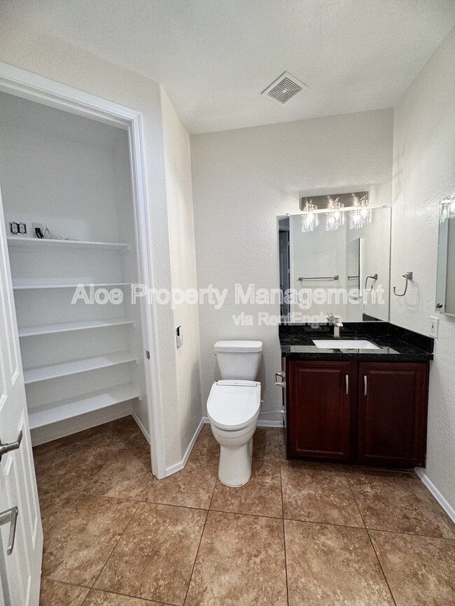 Building Photo - 14141 N 136th Ln