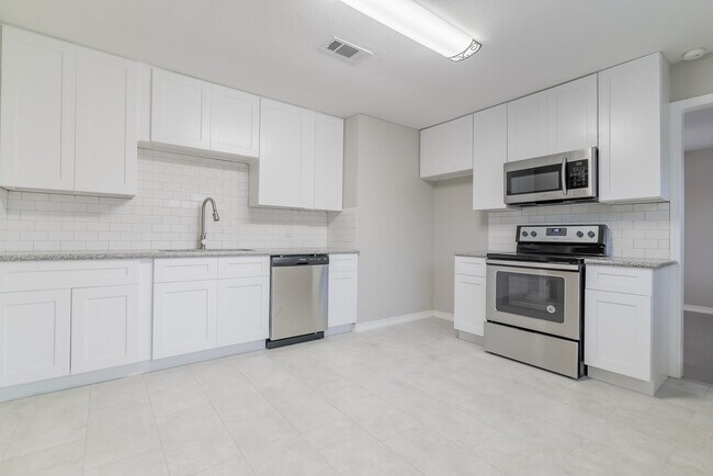 Building Photo - 101 Will St