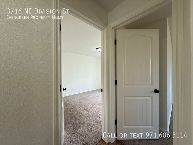 Building Photo - 3716 NE Division St