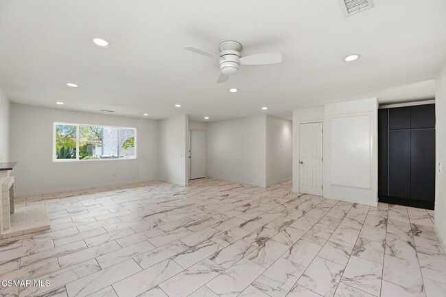 Building Photo - 30845 Catarina Dr