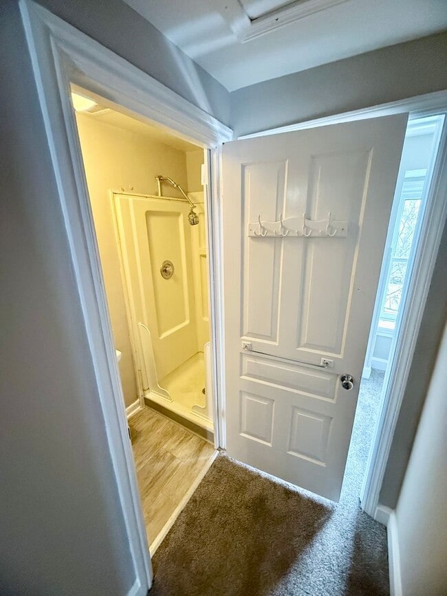 Building Photo - Charming & Spacious Historic 5-Bedroom Home for Rent in Carlisle, PA