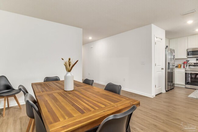 Building Photo - 6793 Paso Fino Dr