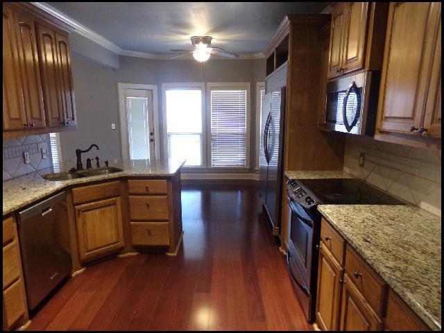 Building Photo - 3153 Stonewall Dr