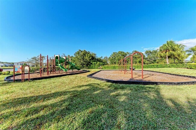 Building Photo - 11427 Planetree Pl