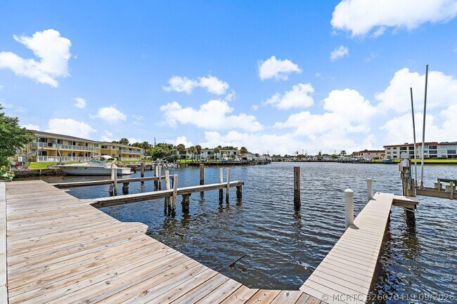 Building Photo - 624 Southwind Cir