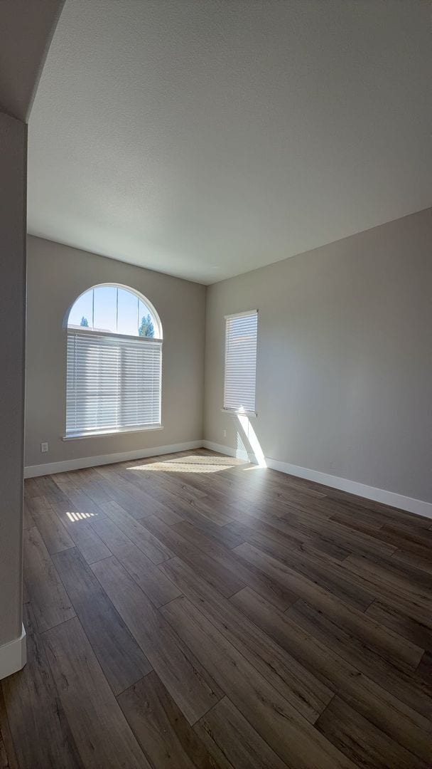 Building Photo - 2390 River Rock Dr