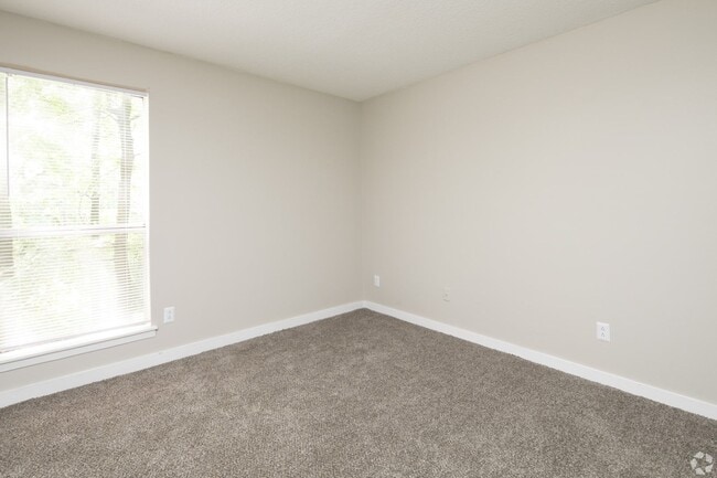 Interior Photo - Valley Crest