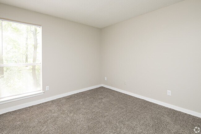 Interior Photo - Valley Crest + Park