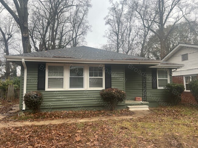 Building Photo - 955 Byron Dr SW