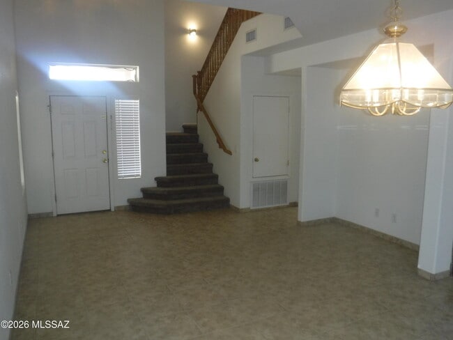 Building Photo - 7333 W Sunset Mountain Dr