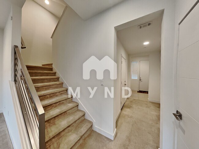 Building Photo - 1433 Pullman Way