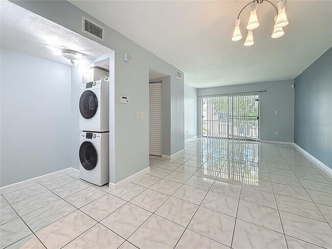 Building Photo - 2625 FL-590
