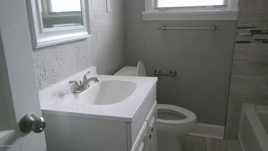Bathroom #2 - 1743 Mayfair Rd