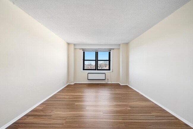 Building Photo - 7855 JFK Blvd E