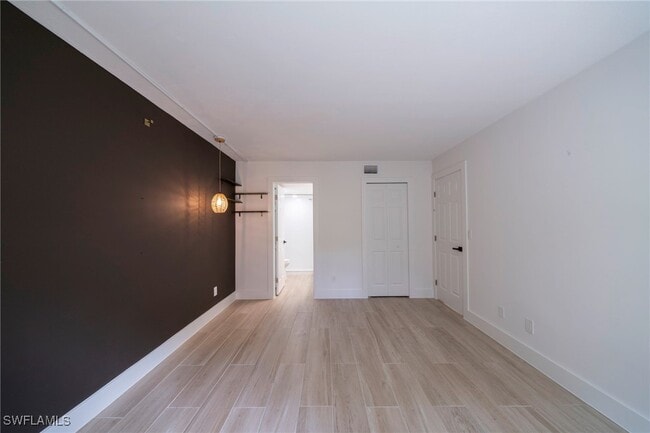 Building Photo - 17456 Silver Fox Dr