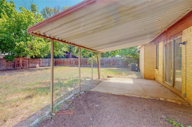 Building Photo - 2307 Dartmouth Dr