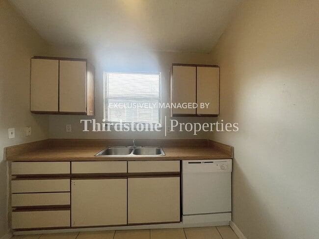Building Photo - 5143 Indian Lakes Ct
