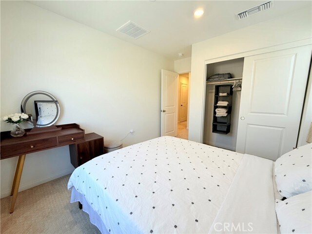 Building Photo - 8543 Midway Ln