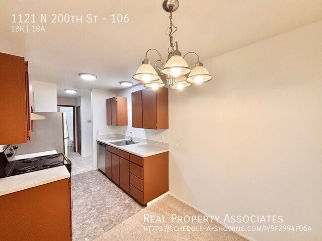 Building Photo - 1121 N 200th St