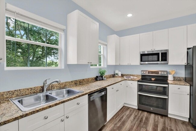 Building Photo - 4529 Bay Spring Ct