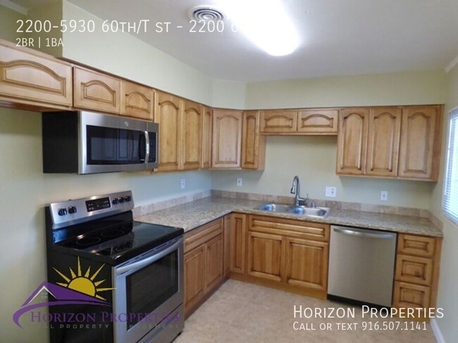 Building Photo - 2 Bed 1 Bath 1,256 sqft Tahoe Park Home