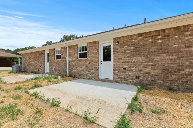 Building Photo - FIRST MONTH RENT FREE! BRAND NEW CONSTRUCT...