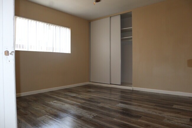 Building Photo - 7013 Coldwater Canyon Ave