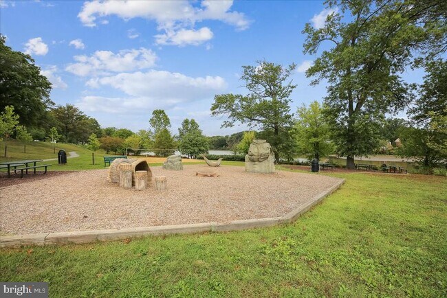 Building Photo - 9793 Hellingly Pl