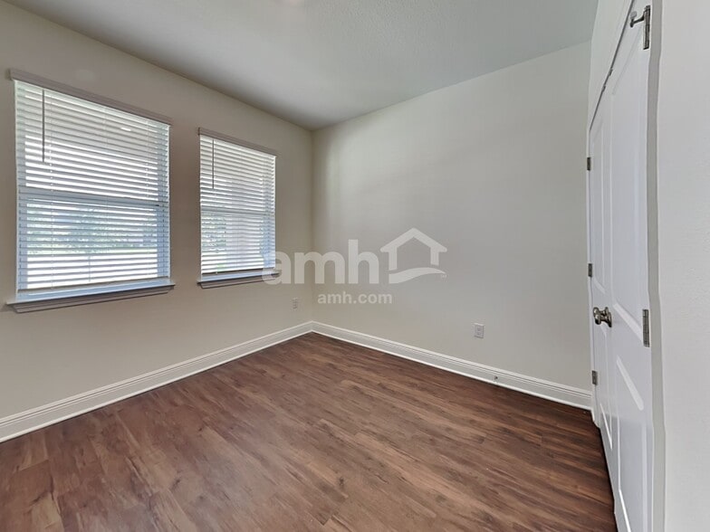 Building Photo - 20586 Calla Lily Dr